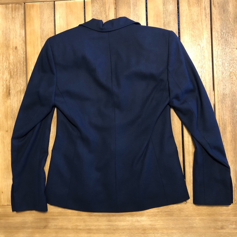 SOLD Ralph Lauren Vintage Navy Ladies’ Blazer - Picture 5 of 8